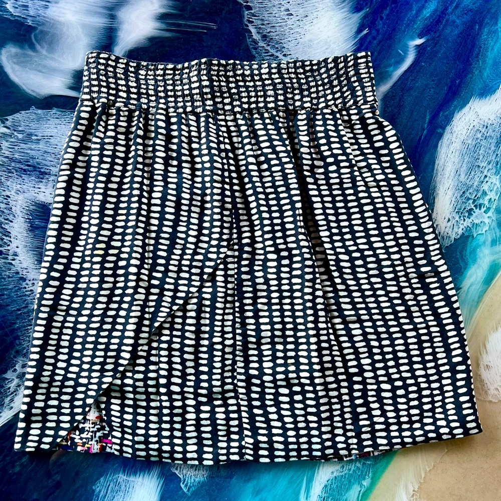 Talbots Reversible Wrap Design, Pull On Tulip Ski… - image 3